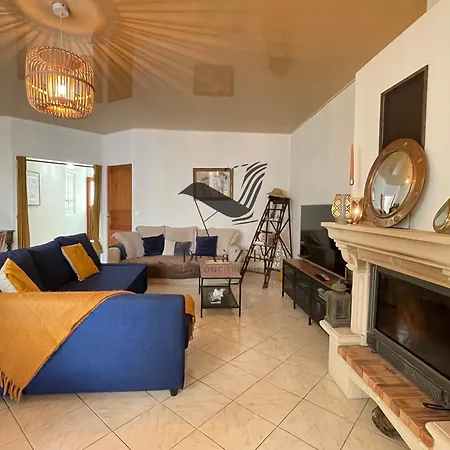 Casa de Férias Cocon Bleu - Maison Idealement Situee Avec Jardin