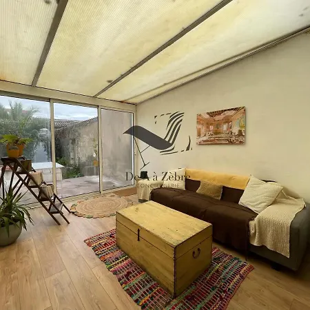 Cocon Bleu - Maison Idealement Situee Avec Jardin Gasthof Rochefort (Charente-Maritime)
