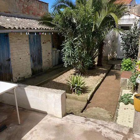 Cocon Bleu - Maison Idealement Situee Avec Jardin 3*