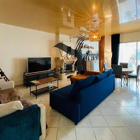Gasthof Cocon Bleu - Maison Idealement Situee Avec Jardin 3*